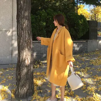 Висококачествено покривка козината е със средна дължина, корейската версия, новост 2023 г., есенно-зимния утолщенное вълна палто свободен силует на една пуговице